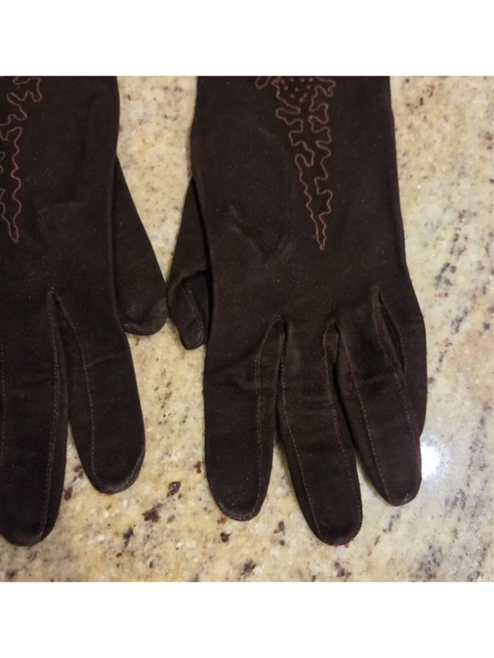 Vintage Womens Size S Brown Suede Leather Formal Gloves Stripple Scroll